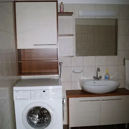 Békesség Szigete, Klasszik Apartman Súr